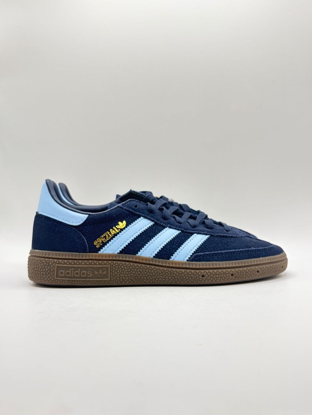 adidas Originals Handball Spezial sneakers in Navy and Sky 4 Youth / 5 Women